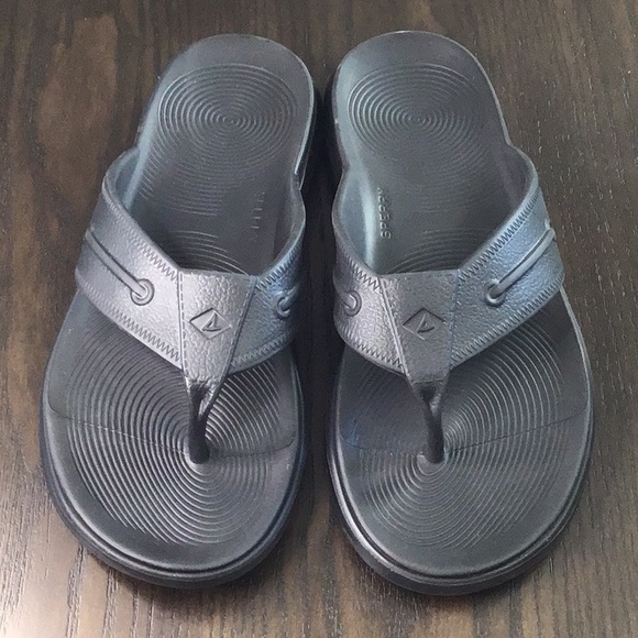BNWOT Men’s 9 (or Women’s 11) Black SPERRY Sandals - Picture 2 of 5